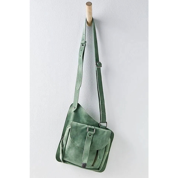 NWOT Free People Cornell Suede Bohemian Crossbody Shoulder Bag - Picture 2 of 9